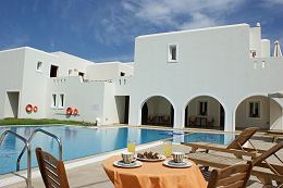 Naxos Hotel Perla